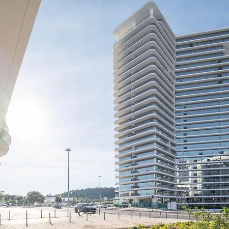 Saudade - 1 Bedroom And Shared Pool In Campolide Apartman Lisboa