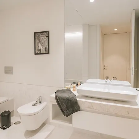 Apartment Saudade - 1 Bedroom And Shared Pool In Campolide