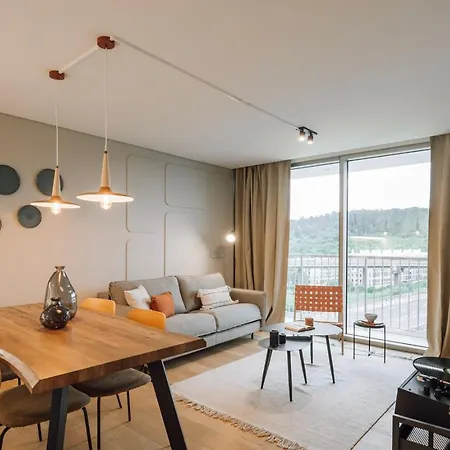 Apartment Saudade - 1 Bedroom And Shared Pool In Campolide