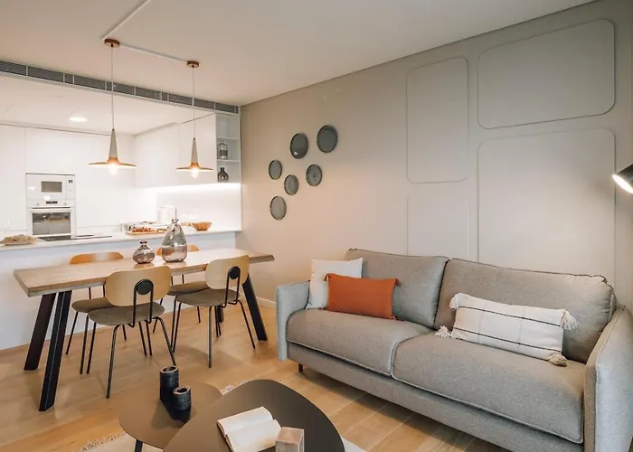 Saudade - 1 Bedroom And Shared Pool In Campolide * Lissabon